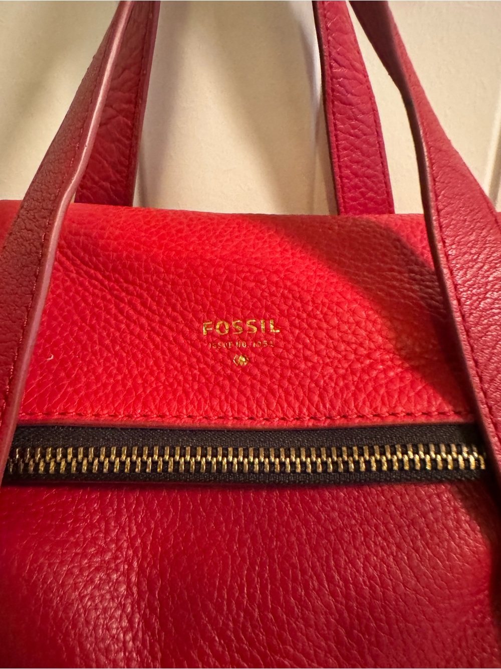 Fossil Red Pebbled Leather Shoulder Bag with Gold Zip